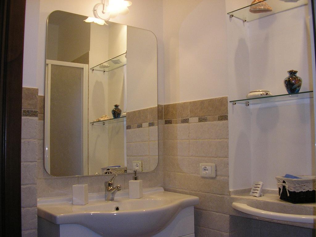 Al Vecchio Olivo Bed & Breakfast Frascati Cameră foto