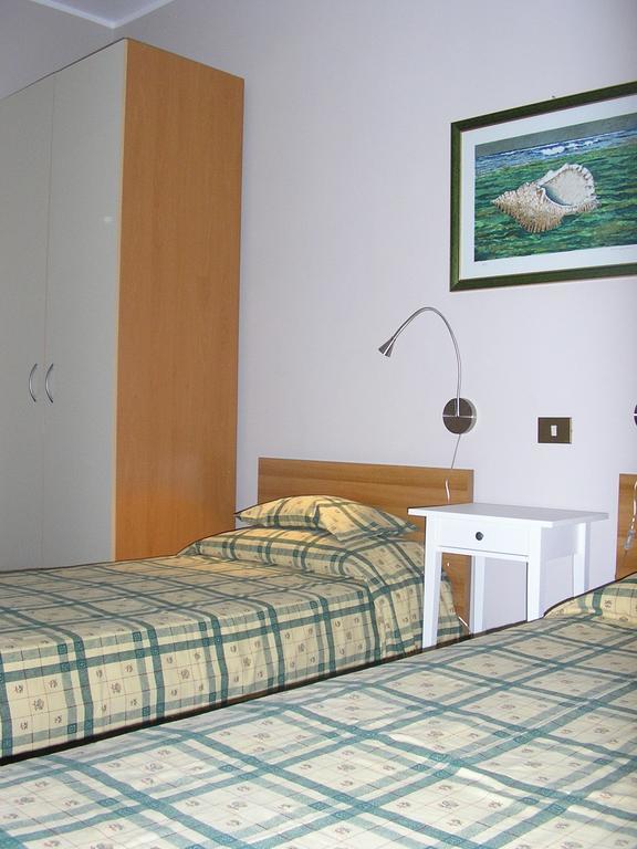 Al Vecchio Olivo Bed & Breakfast Frascati Cameră foto