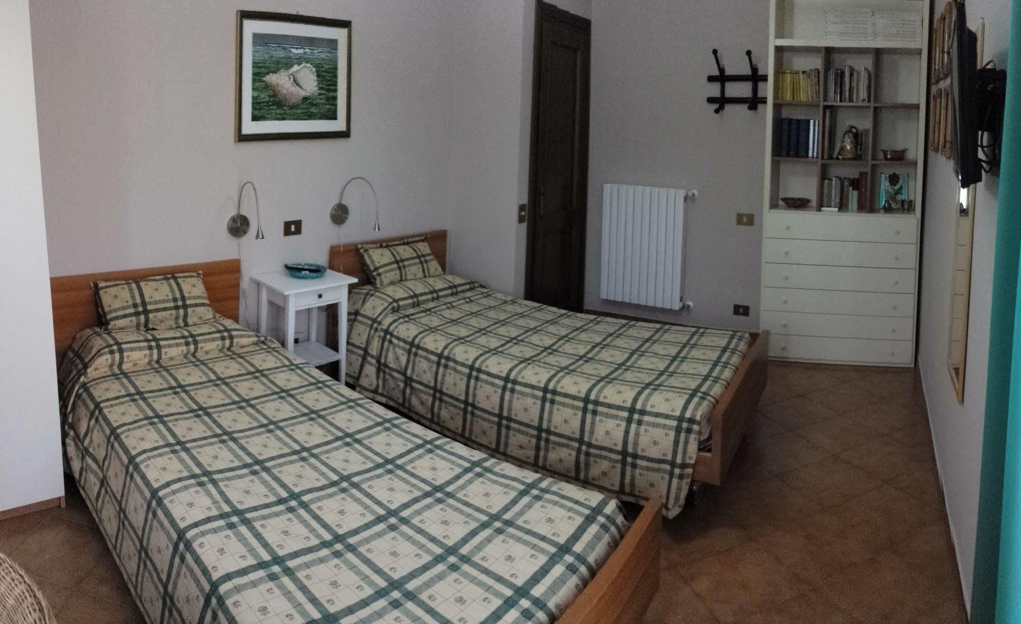 Al Vecchio Olivo Bed & Breakfast Frascati Exterior foto